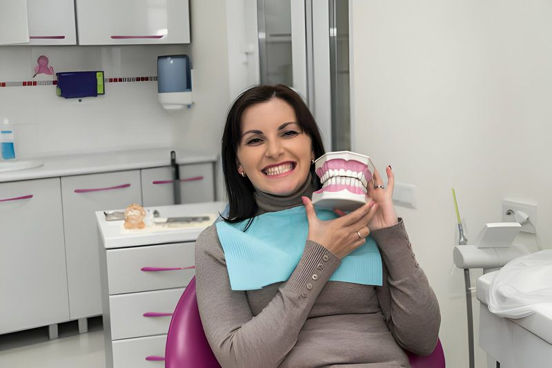 A Comprehensive Guide to Finding the Right Cosmetic Dentist for You_3